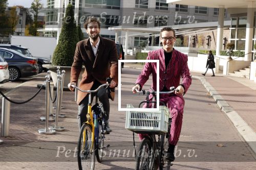 Amsterdam 5 november 2021
Splinter Chabot op de fiets in Amsterdam zuid