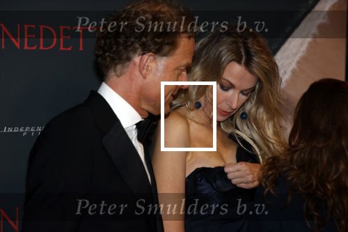 Amsterdam 12 oktober 2021
Premiere Benedetta  in Tuschinski. paul Verhoeven is de regisseur. Susan Smit met haar man Onno Aerden. Nipple gate