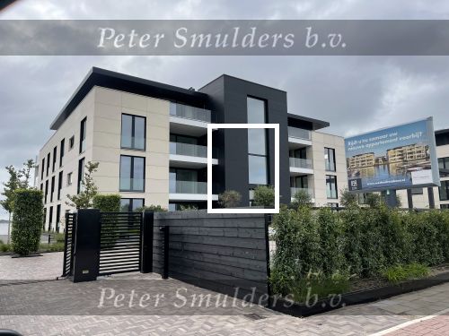 Loosdrecht 26 augustus 2021
In dit complex , West End residence wilde Peter R de Vries een appartement kopen