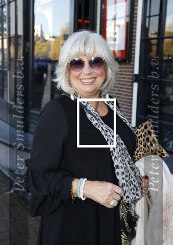 Amsterdam 24 oktober 2021
Willeke Alberti krijgt de blijvend applaus prijs in de kleine  Komedie. Zoon Johnny de Mol is ook aanwezig.