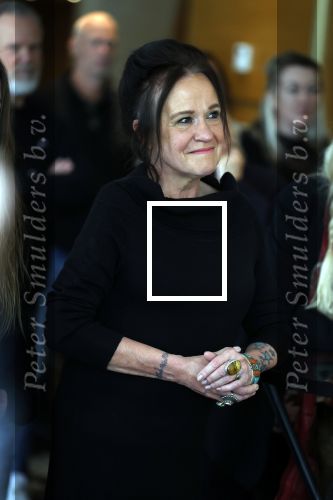 Amsterdam 5 november 2021
Slaan van Munt Herman Brood ivm 75e verjaardag. Zijn vrouw Xandra en dochters Holly Lola en Brenda  zijn natuurlijk aanwezig.