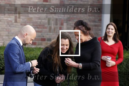 Amsterdam 5 november 2021
Slaan van Munt Herman Brood ivm 75e verjaardag. Zijn vrouw Xandra en dochters Holly Lola en Brenda  zijn natuurlijk aanwezig.