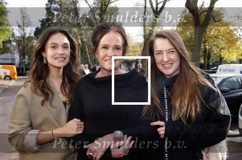 Amsterdam 5 november 2021
Slaan van Munt Herman Brood ivm 75e verjaardag. Zijn vrouw Xandra en dochters Holly Lola en Brenda  zijn natuurlijk aanwezig.
