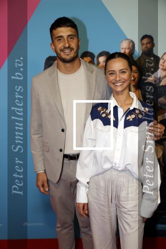 Amsterdam 11 oktober 2021
Premiere Liefde zonder grenzenin Tuschinski 
Zoe v d Weert en partner