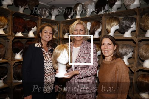Bussum 4 november 2021
Irene Moors opent het nieuwe pand van stichting Pruijck. initiatiefnemers zijn Inge v Gulden Jose v Kippersluis en Peter Meijer