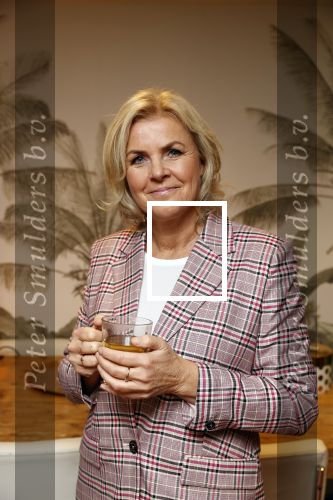 Bussum 4 november 2021
Irene Moors opent het nieuwe pand van stichting Pruijck. initiatiefnemers zijn Inge v Gulden Jose v Kippersluis en Peter Meijer