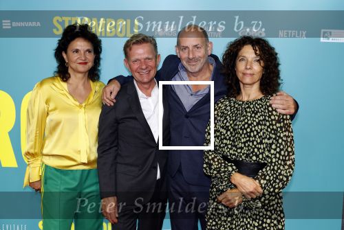 Amsterdam 31 oktober 2022
Premiere Stromboli in Tuschinski.
Alain de Levita Paula v d Oest Michiel v Erp en Monique Busman