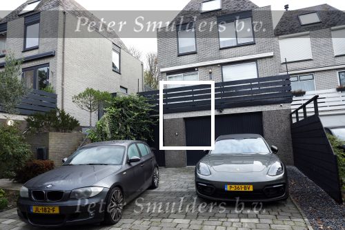 Mijdracht 29 oktober 2022
Andre Hazes zijn porsche voor het huis van zijn moeder Rachel Hazes