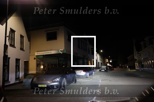 Vinkeveen 30 en 31 oktober 2022
Andre Hazes zijn porsche staat bij zijn neef Djarno Hofland voor de deur . Andre is daar zondagmiddag heen gegaan en daar blijven slapen.