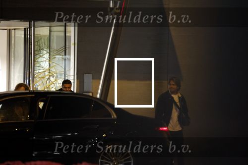 Schiphol - Amstelveen 16 oktober 2022
Andre Hazes en zijn nieuwe vriendin Sarah Sabil arriveren na hun eerste vakantie samen in Dubai bij de VIP op schiphol en daarna brengt taxi Sarah naar haar huis in Amstelveen.
