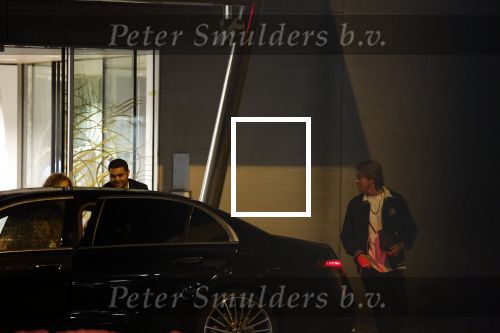 Schiphol - Amstelveen 16 oktober 2022
Andre Hazes en zijn nieuwe vriendin Sarah Sabil arriveren na hun eerste vakantie samen in Dubai bij de VIP op schiphol en daarna brengt taxi Sarah naar haar huis in Amstelveen.