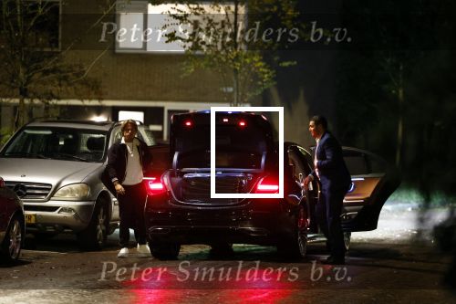 Schiphol - Amstelveen 16 oktober 2022
Andre Hazes en zijn nieuwe vriendin Sarah Sabil arriveren na hun eerste vakantie samen in Dubai bij de VIP op schiphol en daarna brengt taxi Sarah naar haar huis in Amstelveen.