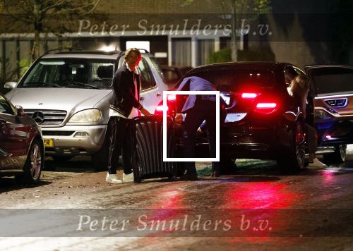 Schiphol - Amstelveen 16 oktober 2022
Andre Hazes en zijn nieuwe vriendin Sarah Sabil arriveren na hun eerste vakantie samen in Dubai bij de VIP op schiphol en daarna brengt taxi Sarah naar haar huis in Amstelveen.