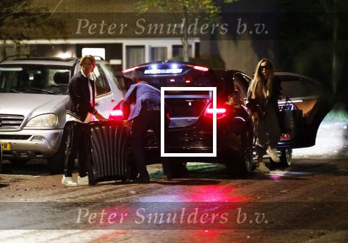 Schiphol - Amstelveen 16 oktober 2022
Andre Hazes en zijn nieuwe vriendin Sarah Sabil arriveren na hun eerste vakantie samen in Dubai bij de VIP op schiphol en daarna brengt taxi Sarah naar haar huis in Amstelveen.