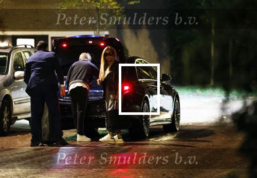Schiphol - Amstelveen 16 oktober 2022
Andre Hazes en zijn nieuwe vriendin Sarah Sabil arriveren na hun eerste vakantie samen in Dubai bij de VIP op schiphol en daarna brengt taxi Sarah naar haar huis in Amstelveen.