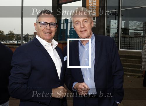 Zaandam 30 oktober 2022
Premiere zo vader zo zoon van Jon v Eerd in het zaantheater. Andre v Duin met partner Fernando