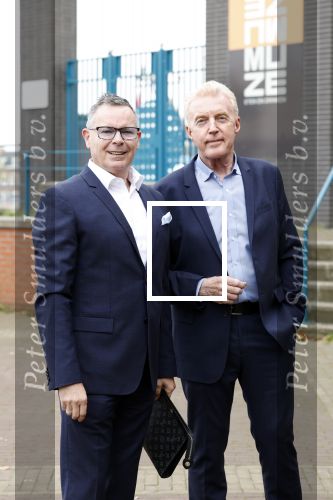 Zaandam 30 oktober 2022
Premiere zo vader zo zoon van Jon v Eerd in het zaantheater. Andre v Duin met partner Fernando