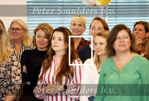Hoofddorp 25 oktober 2022
Anita Witzier onthult de cover van Libelle . Holmar Mulder doet de presentatie.