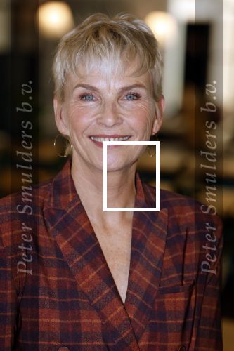 Hoofddorp 25 oktober 2022
Anita Witzier onthult de cover van Libelle . Holmar Mulder doet de presentatie.