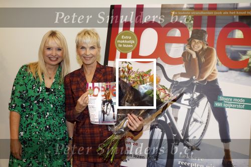 Hoofddorp 25 oktober 2022
Anita Witzier onthult de cover van Libelle . Holmar Mulder doet de presentatie.