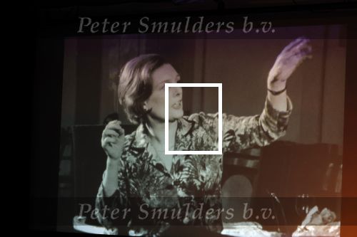 Amsterdam 17 november 2022
In theater Betty Asfalt viert Annemarie Oster haar 80e verjaardag . Ank v d Moer
