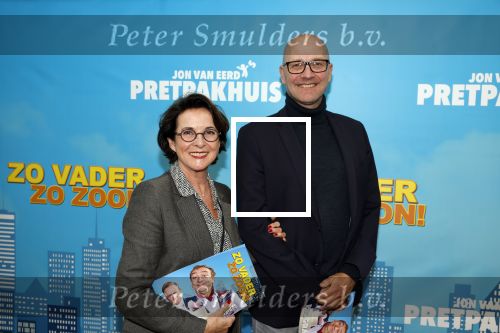 Zaandam 30 oktober 2022
Premiere zo vader zo zoon van Jon v Eerd in het zaantheater. Anne-Mieke Ruyten