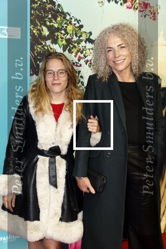 Amsterdam 31 oktober 2022
Premiere Stromboli in Tuschinski.
Antoinette Beumer en ...