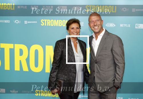 Amsterdam 31 oktober 2022
Premiere Stromboli in Tuschinski.
Astrid Joosten met haar man Rob Peters