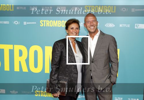 Amsterdam 31 oktober 2022
Premiere Stromboli in Tuschinski.
Astrid Joosten met haar man Rob Peters