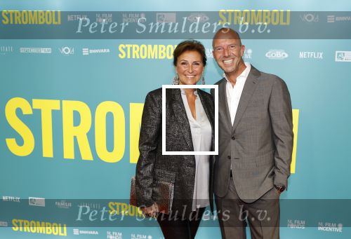 Amsterdam 31 oktober 2022
Premiere Stromboli in Tuschinski.
Astrid Joosten met haar man Rob Peters