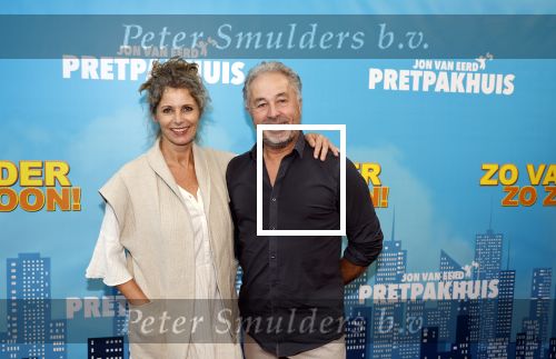 Zaandam 30 oktober 2022
Premiere zo vader zo zoon van Jon v Eerd in het zaantheater. bart Bosch met vrouw