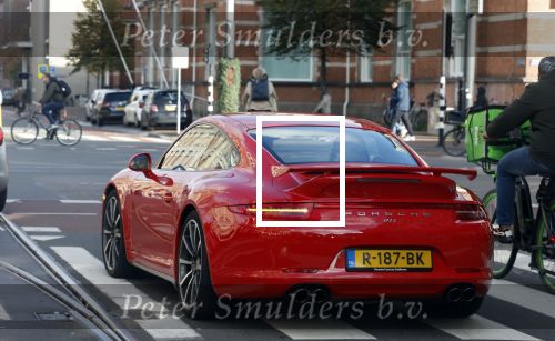 Amsterdam 26 oktober 2022
Bram Moszkowicz in zijn rode porsche 911 in Amsterdam centrum.