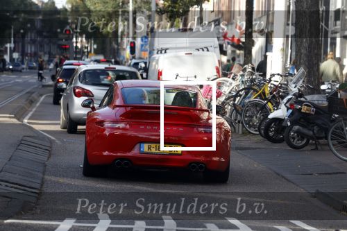 Amsterdam 26 oktober 2022
Bram Moszkowicz in zijn rode porsche 911 in Amsterdam centrum.