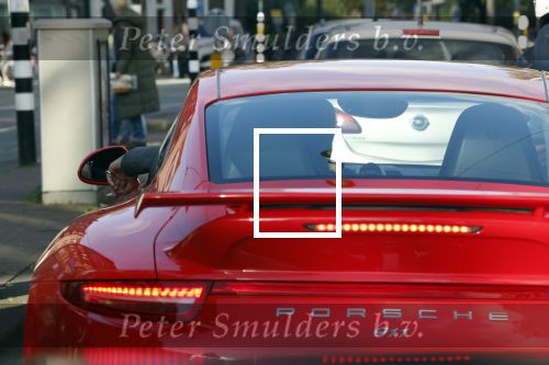 Amsterdam 26 oktober 2022
Bram Moszkowicz in zijn rode porsche 911 in Amsterdam centrum.