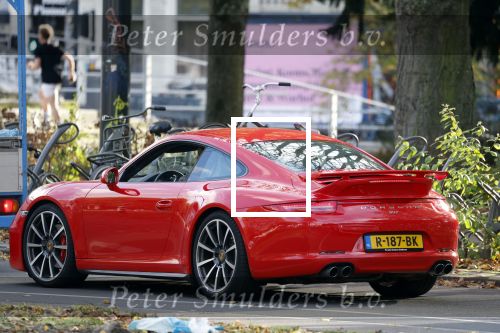 Amsterdam 26 oktober 2022
Bram Moszkowicz in zijn rode porsche 911 in Amsterdam centrum.