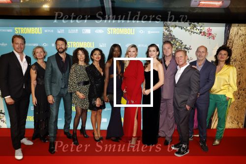 Amsterdam 31 oktober 2022
Premiere Stromboli in Tuschinski.
Mark v Eeuwen  Paula v d Oest  Alain de Levita nen cast met oa Elise Schaap Pieter Embrechts Christian Hilborg Neerja Naik Taz Munyanez . OOk op de foto Saskia Noort Michiel v Erp en Roos Ouwehand