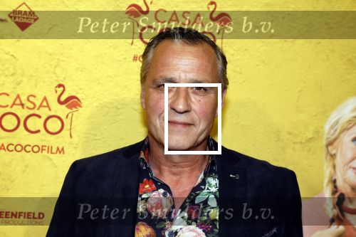 Rotterdam 7 november 2022
Premiere Casa Coco met oa Gerard Cox Joke Bruijs Loes Luca Katja Schuurman Frederique Spigt Bruni Heinke Oscar Aerts Chris Tates Richard Groenendijk en Pamela Teves. Chris tates met partner