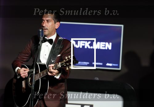 Amsterdam 27 oktober 2022
JFK Greatest man 2022 Gala in het Holland Casino.
Winnaar is Barry Hay. Danny Vera