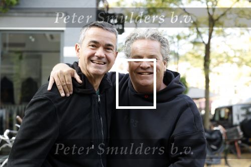 Amsterdam 31 oktober 2022
Dirk Zeelenberg met een kennis in Amsterdam zuid.
