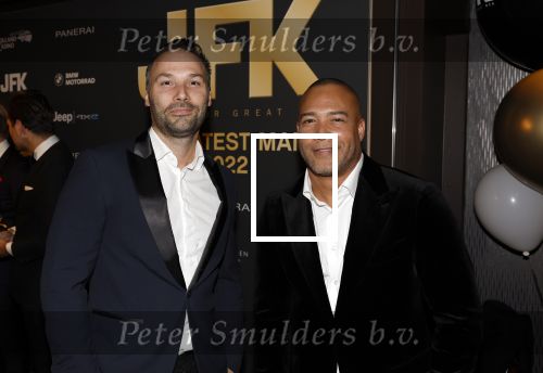 Amsterdam 27 oktober 2022
JFK Greatest man 2022 Gala in het Holland Casino.
Winnaar is Barry Hay. Everon Jackson Hooi met kennis Verstappen