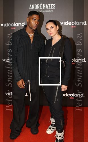 Amsterdam, 19 Oktober 2022
Premiere documentaire Andre Hazes bij Videoland in het Tuschinski theater
Famke Louise met haar partner Denzel Slager