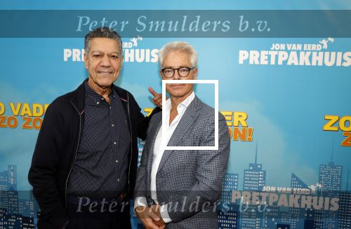 Zaandam 30 oktober 2022
Premiere zo vader zo zoon van Jon v Eerd in het zaantheater. Frank sanders met goede kennis