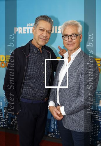 Zaandam 30 oktober 2022
Premiere zo vader zo zoon van Jon v Eerd in het zaantheater. Frank sanders met goede kennis