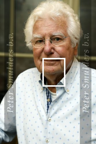 Amsterdam 17 november 2022
In theater Betty Asfalt viert Annemarie Oster haar 80e verjaardag . Gerard Cox