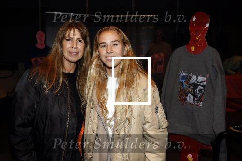 Amsterdam 5 november 2022
Presentatie kledinglijn Lola Brood bij de Q factory
Isa Hoes met dochter Vlinder Kamerling