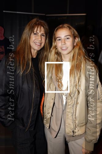 Amsterdam 5 november 2022
Presentatie kledinglijn Lola Brood bij de Q factory
Isa Hoes met dochter Vlinder Kamerling