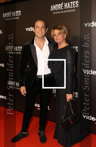 Amsterdam, 19 Oktober 2022
Premiere documentaire Andre Hazes bij Videoland in het Tuschinski theater
Jacqueline Laats en Sanny v d Gijp (oudste zoon Rene v d Gijp)