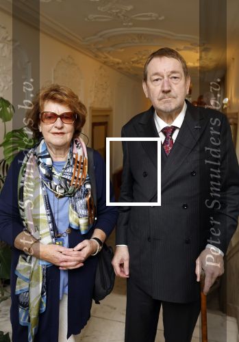 Amsterdam 17 november 2022
In theater Betty Asfalt viert Annemarie Oster haar 80e verjaardag . Jean Pierre Rawie