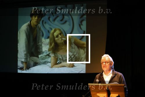 Amsterdam 17 november 2022
In theater Betty Asfalt viert Annemarie Oster haar 80e verjaardag . Jeroen Krabbe kwam met zijn vrouw Herma Krabbe