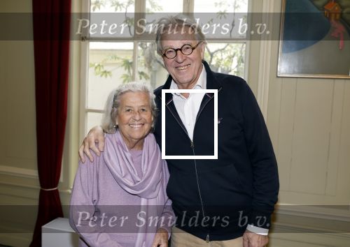 Amsterdam 17 november 2022
In theater Betty Asfalt viert Annemarie Oster haar 80e verjaardag . Jeroen Krabbe kwam met zijn vrouw Herma Krabbe